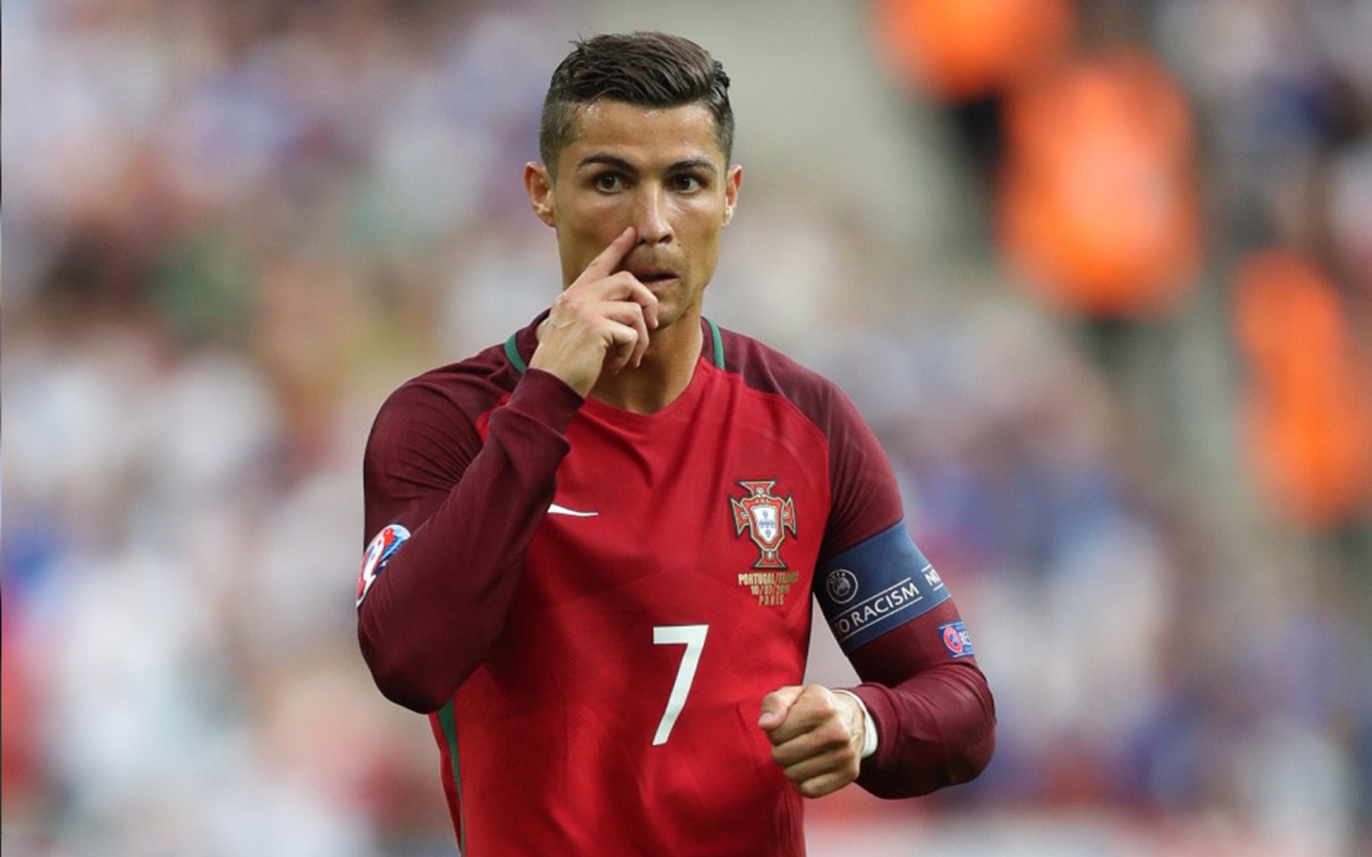 皇马坐稳西甲榜首，追赶者压力山大，时隔5年皇马重夺西甲冠军 浅谈皇马本赛季5大赢球关键